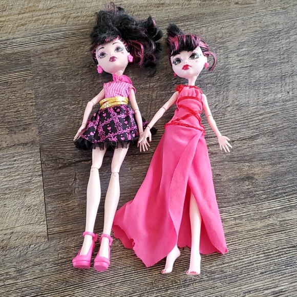 Bundle Lot of 7 Monster High dolls, clothes, shoes used - Picture 9 of 10